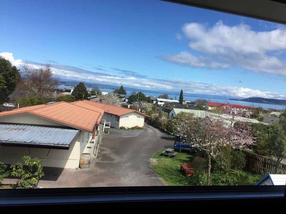 Dunrovin Motel Lago Lago Taupo Exterior foto