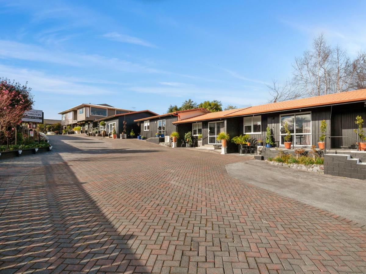 Dunrovin Motel Lago Lago Taupo Exterior foto